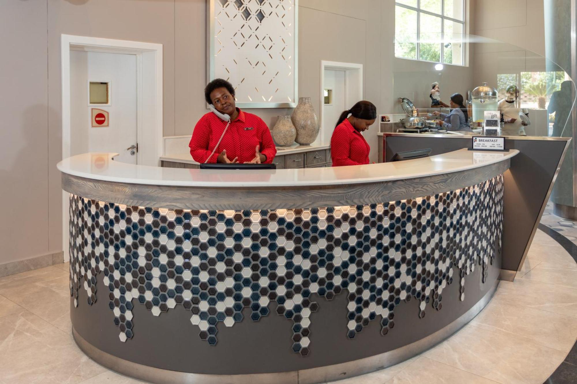 Stayeasy Mbombela ภายนอก รูปภาพ