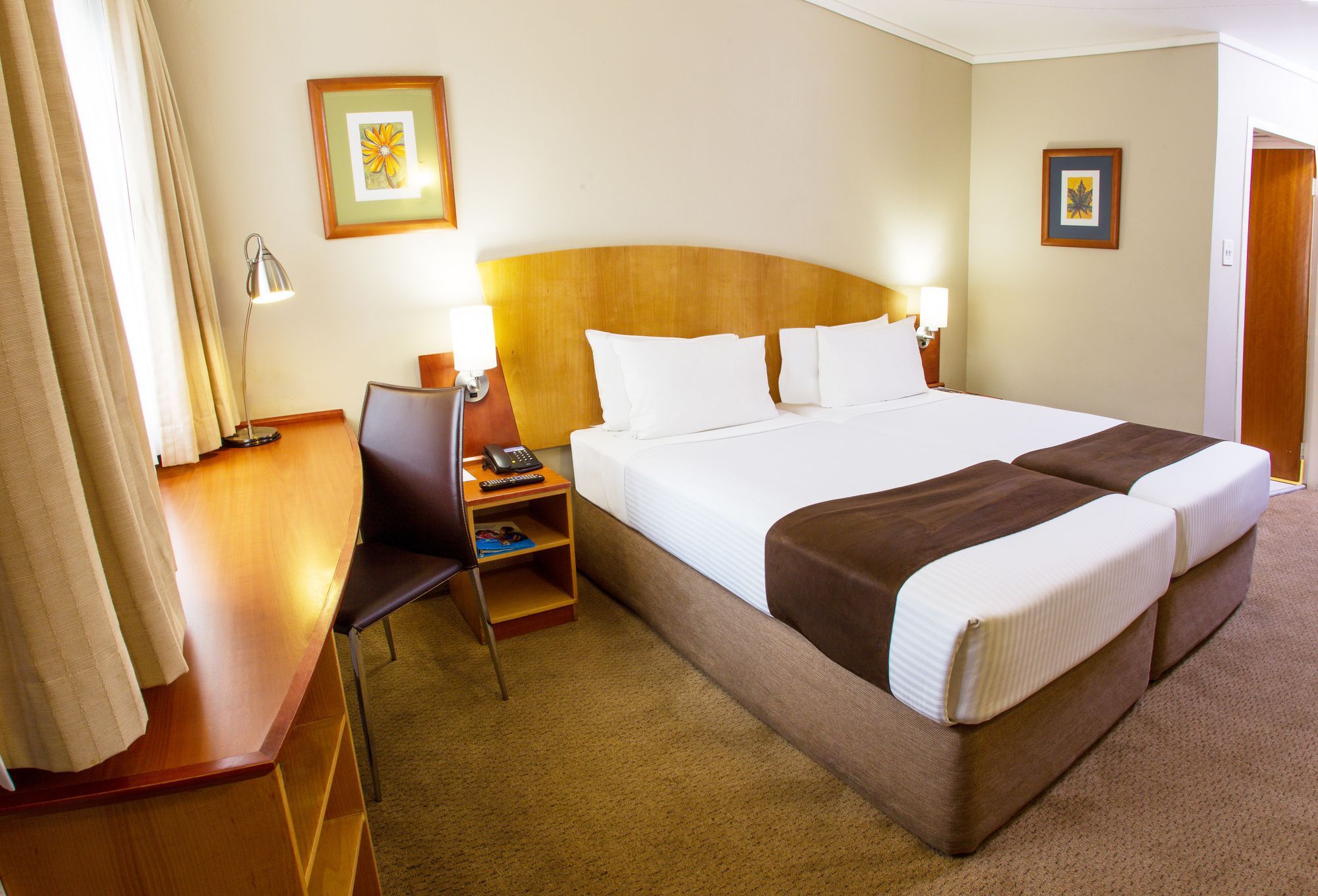 Stayeasy Mbombela ภายนอก รูปภาพ